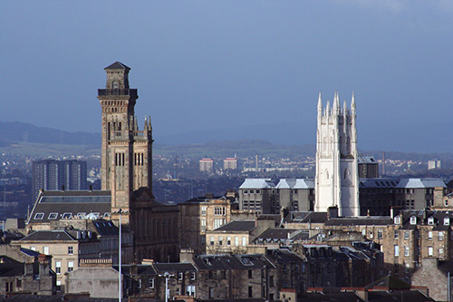 travel centre glasgow opening times